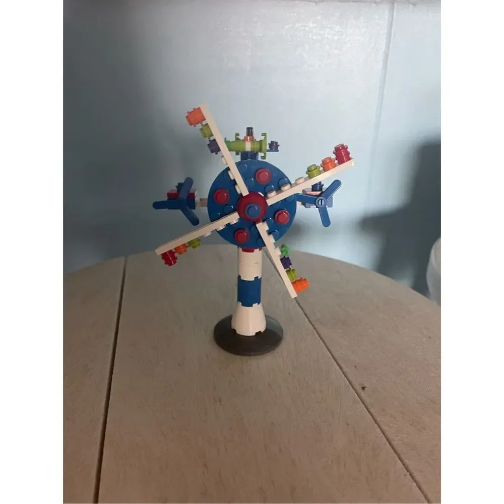 Brick Scholars - Build a Whirligig